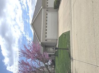 2216 Pebblebrooke Ln #2216, Urbana, IL