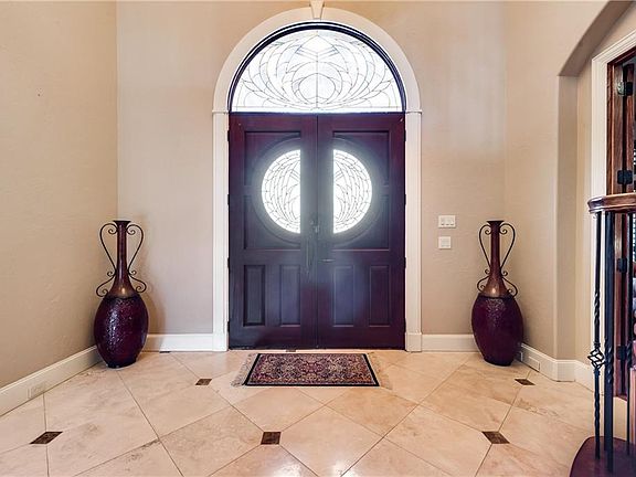4th image of 312 Terrace Ln