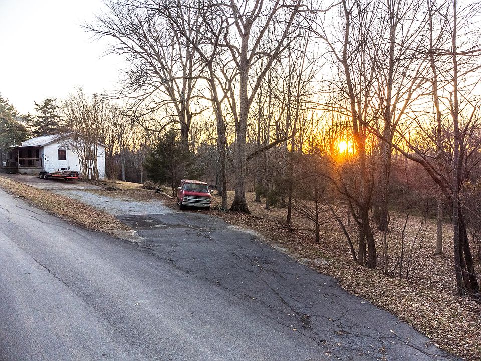2nd image of 99 Whitman St