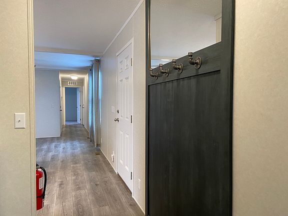 5th image of 295 Tamarack Blvd #295