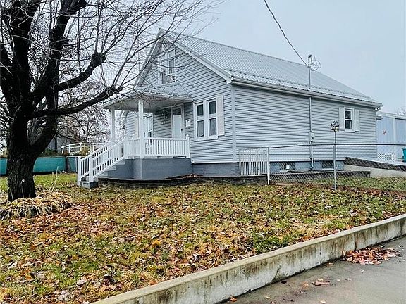 2nd image of 506 N Oak St