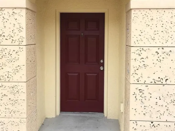 2764 Club Cortile Cir, Kissimmee, FL 34746