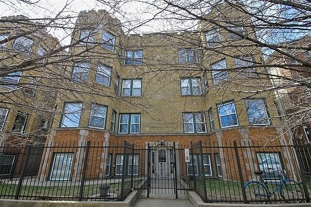 1st image of 3513 W Medill Ave #1E