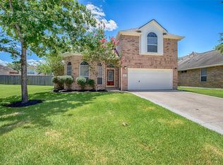 4512 Grove Park Dr, League City, TX 77573