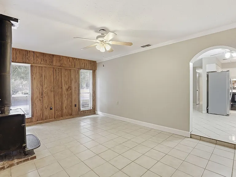 2659 NW 57th Pl — Photo 9