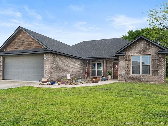 2nd image of 129 Founders Ln
