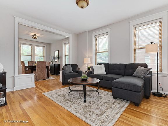 3rd image of 2252 W Grace St #1E