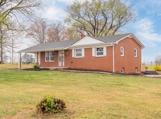 962 Five Forks Rd, Stuart, VA 24171