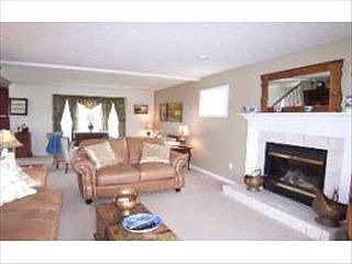 3rd image of 1438 W Estate Dr