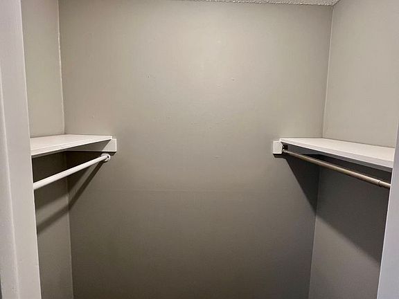 5th image of 325 W Oklahoma Ave #7