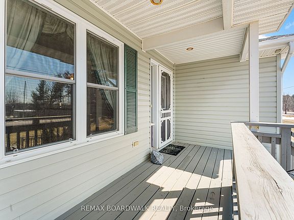 2nd image of 1918 Rosedale Rd N