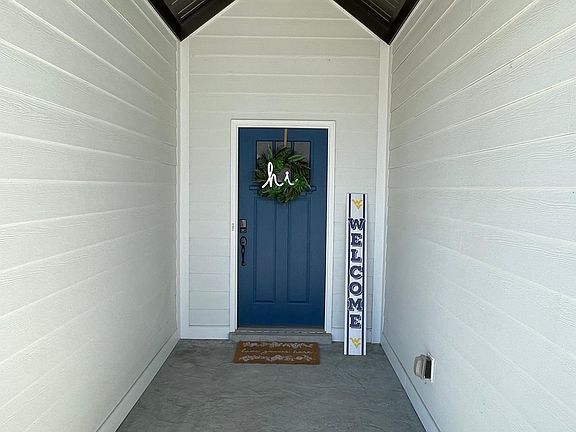 3rd image of 2059 Mary Ella Dr