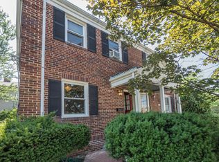 202 S Courthouse Rd, Arlington, VA 22204