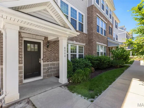 8000 Central Park Dr, Saint Louis, MO 63117