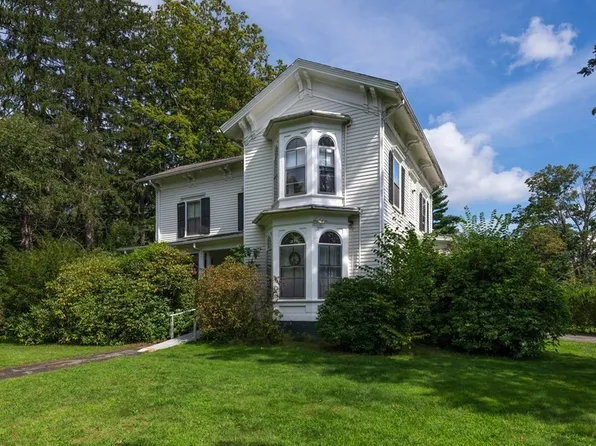 36 Lyman Rd, Northampton, MA 01060