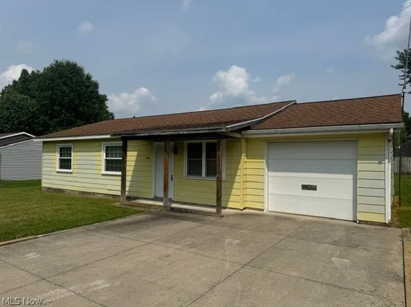 978 Elberon Ave, Salem, OH 44460