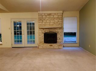 1000 Spring Tree St, Round Rock, TX 78681