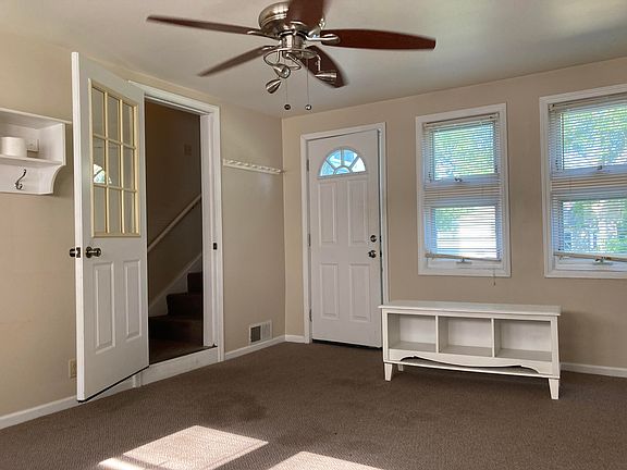 3rd image of 125 Orleans Ave