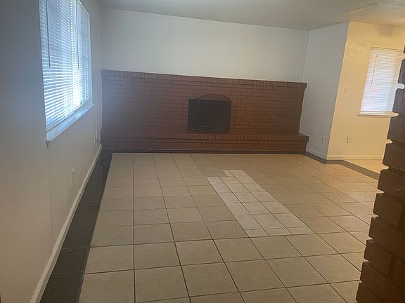 4th image of 26 Nedra Ct #A1