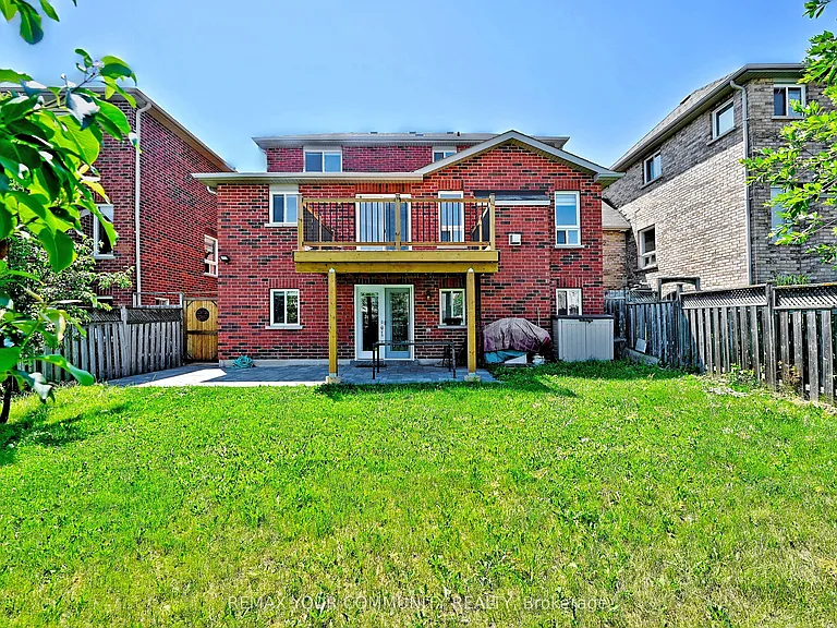 73 Laurendale Ave — Photo 38