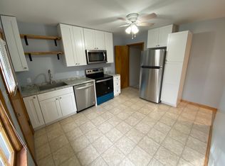 127 Frontier Rd NE, Roanoke, VA 24012