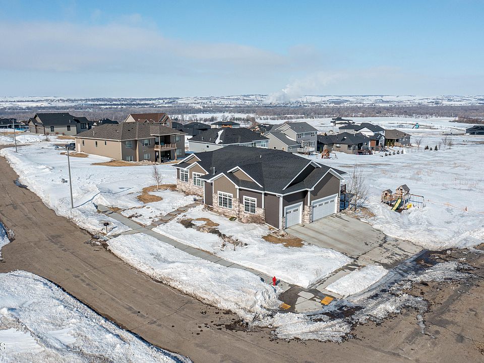 3914 Clairmont Rd, Bismarck, ND 58503 MLS 4006877 Zillow