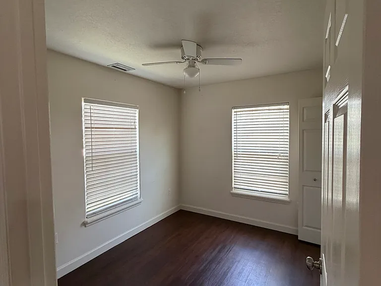 1311 North Ave — Photo 7