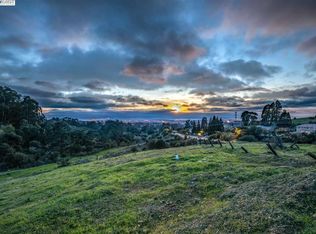 Clover Rd, Hayward, CA 94542