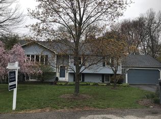 11 Heritage Dr, Rockland, MA 02370