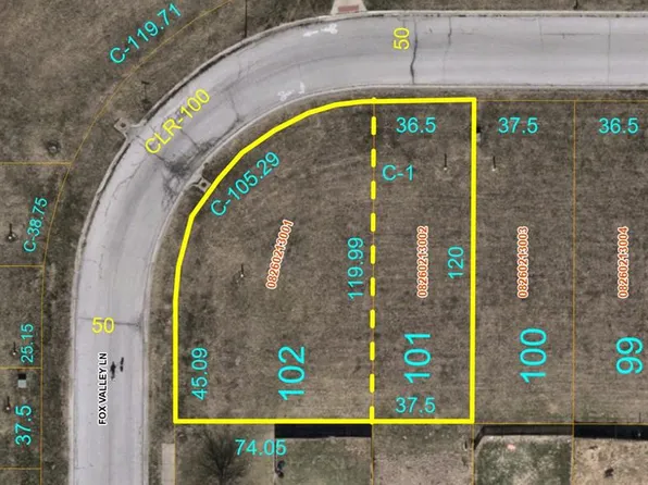 2004/2000 Camrose Green St, Belleville, IL 62220