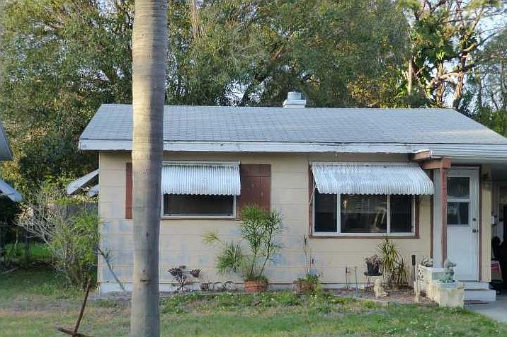 1st image of 2827 25th Ave N
