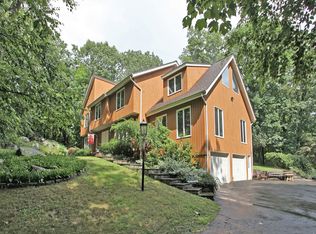 9 Hickory Ln, New Fairfield, CT 06812
