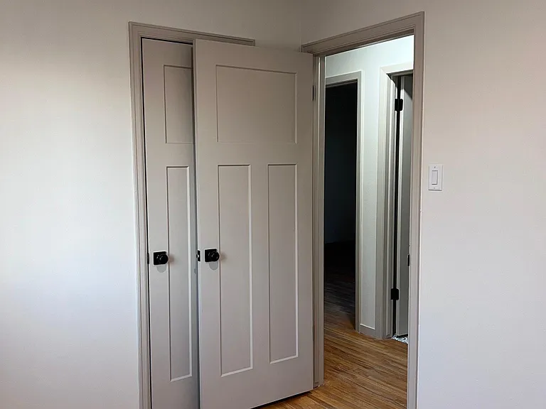 1535 Adams Ave — Photo 2