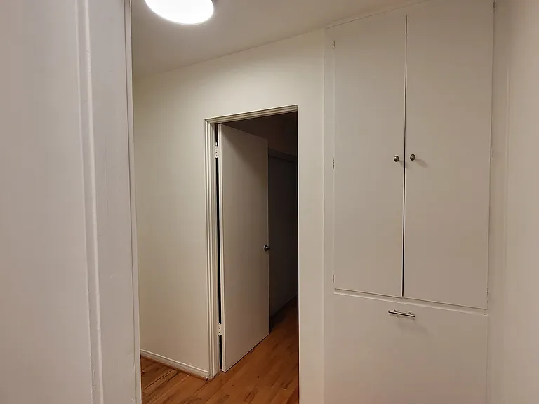 667 Flower Ave #1 — Photo 14