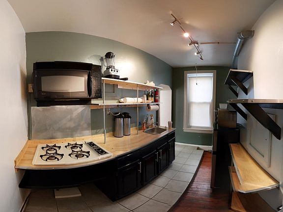 5th image of 3525 N 16th St #1R