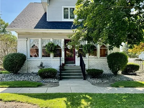 107 N Bryan St, Hicksville, OH 43526