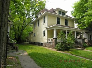 826 Egleston Ave, Kalamazoo, MI 49001