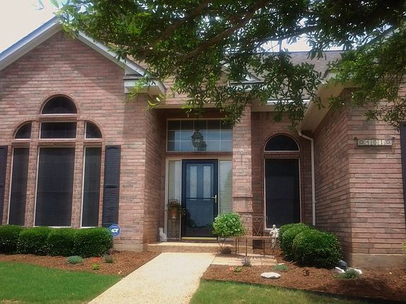 401 Gibraltar Ln Lorena TX