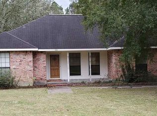 26694 Mitchell Ln, Livingston, LA 70754
