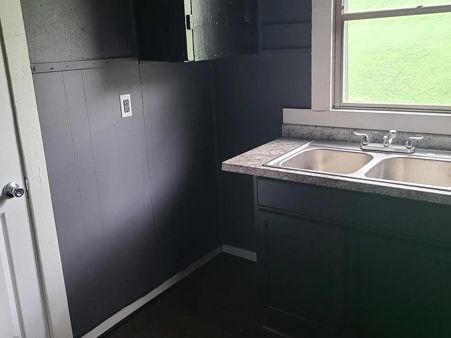 542 E Buchanan St — Photo 2