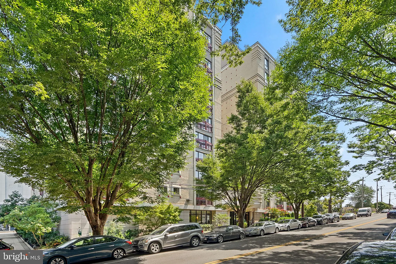 7923 Eastern Ave APT 406 photo 1