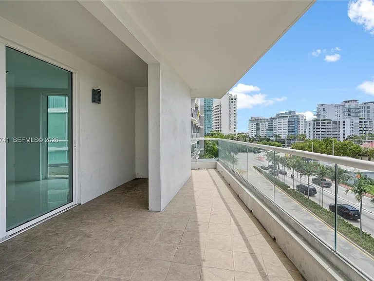 6362 Collins Ave #614 — Photo 12