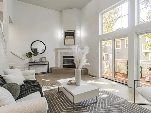405 Cutter Ln, Foster City, CA 94404