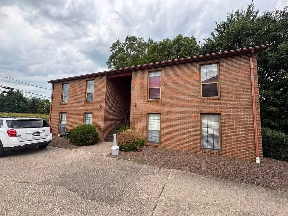 38 Cedarcrest Ct #3