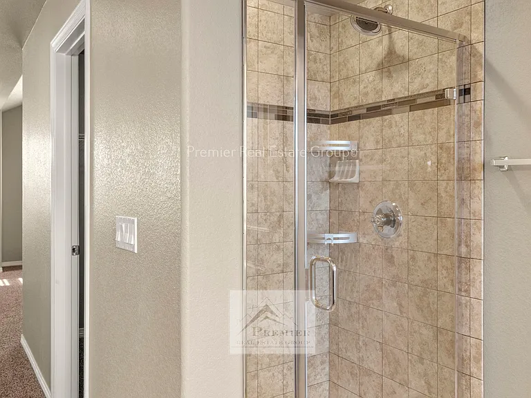 6105 Fiddle Way — Photo 28