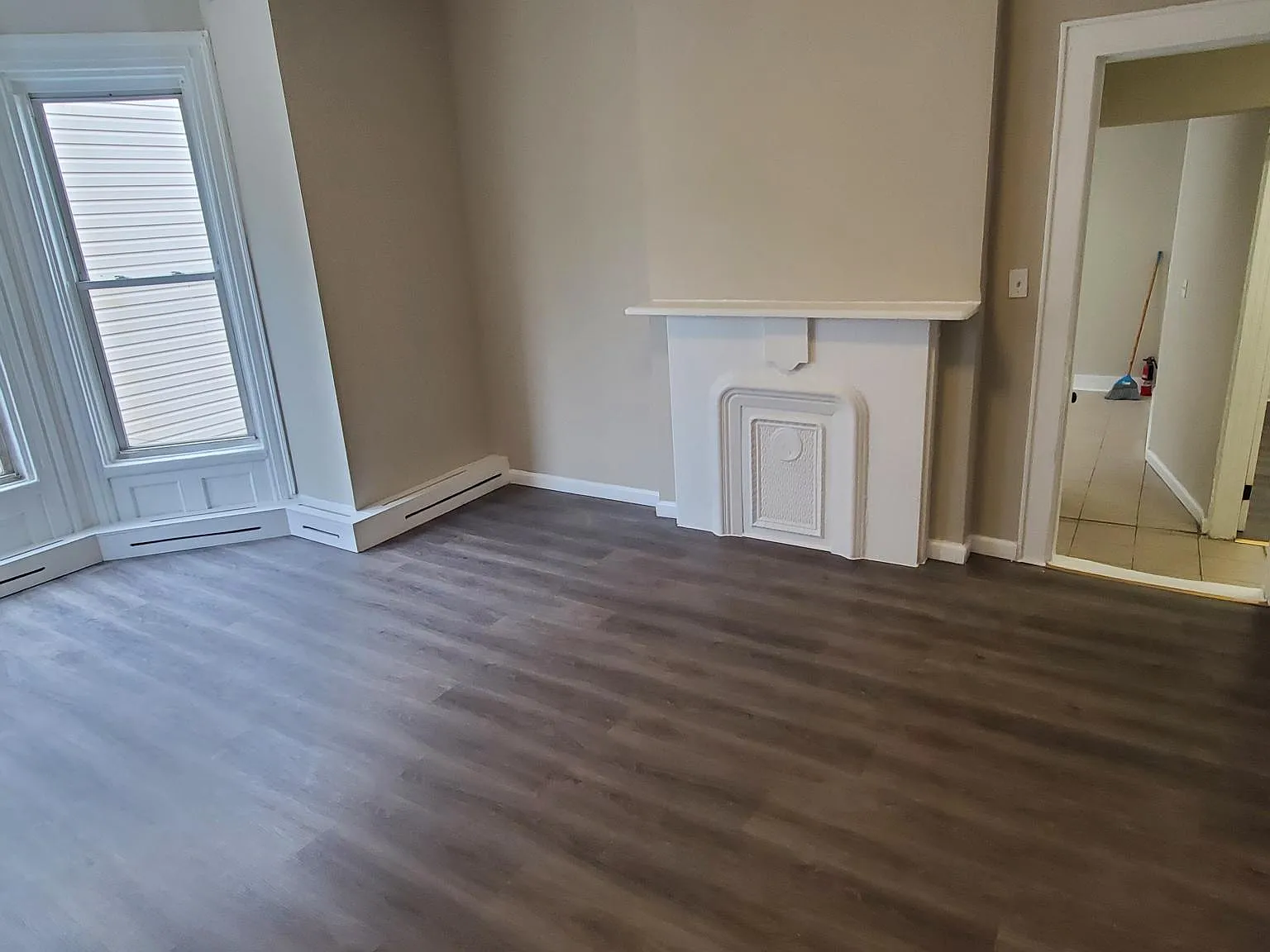 3 bed, $2,000 — Photo 4