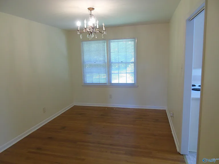 2213 Maysville Rd NE — Photo 5
