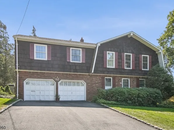 32 Hemlock Ter, Wayne Twp., NJ 07470