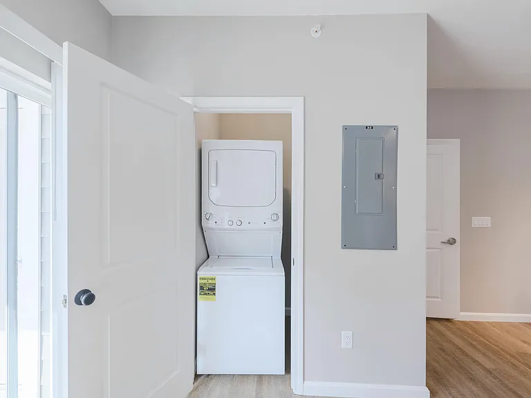The Brookside Apartments — Photo 16
