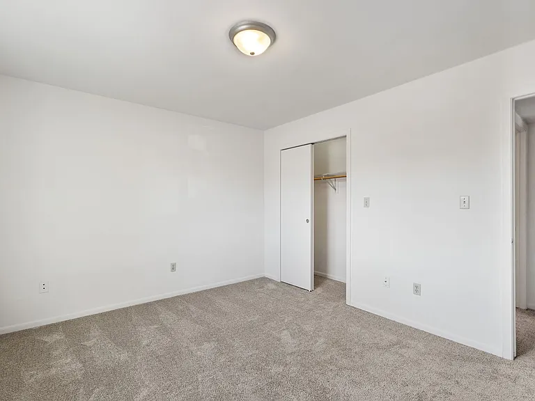 168 Lewis St — Photo 41